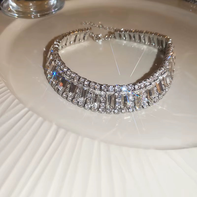 Luxury Geometric Crystal Chokers Necklaces for Women Short Rhinestone Necklaces Ladies Statements Jewelry